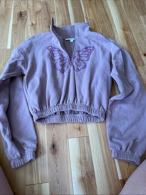Lilac Butterfly Cropped Pullover